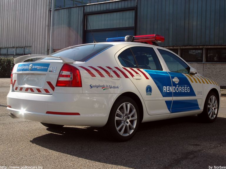 Skoda Octavia II RS, fotó: Norbee
Keywords: rendőrautó rendőrség rendőr magyar Magyarország Hungary hungarian police policecar
