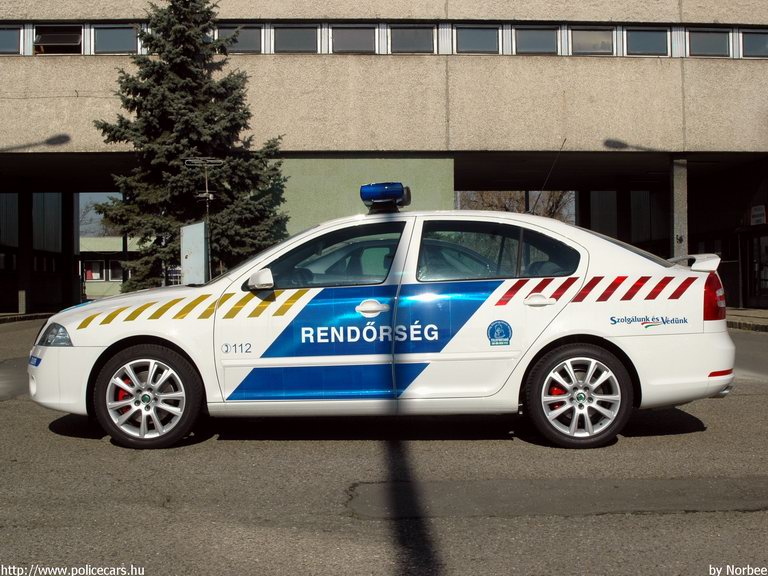 Skoda Octavia II RS, fotó: Norbee
Keywords: rendőrautó rendőrség rendőr magyar Magyarország Hungary hungarian police policecar
