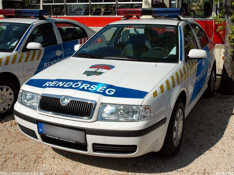 Skoda Octavia, fotó: Norbee
Keywords: rendőrautó rendőrség rendőr magyar Magyarország Hungary hungarian police policecar