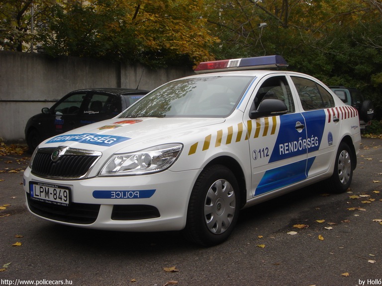 Skoda Octavia II TSi, fotó: Holló
Keywords: rendőr rendőrautó rendőrség magyar Magyarország LPM-849 Hungary hungarian police policecar