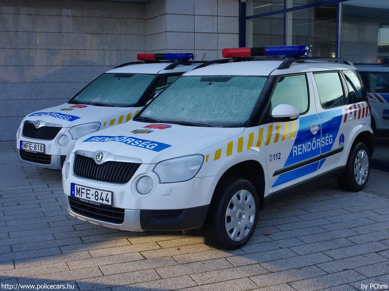 Skoda Yeti, fotó: PChris
Keywords: rendőrség rendőr rendőrautó magyar Magyarország MFE-844 MFE-818 Hungary hungarian police policecar