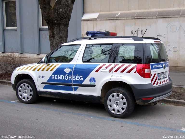 Skoda Yeti, fotó: Gzozzo pictures
Keywords: rendőr rendőrautó rendőrség magyar Magyarország MFE-853 Hungary hungarian police policecar