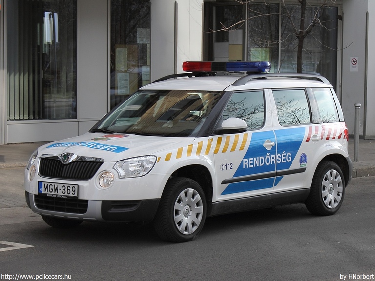 Skoda Yeti, fotó: HNorbert
Keywords: rendőr rendőrautó rendőrség magyar Magyarország MGW-369 Hungary hungarian police policecar
