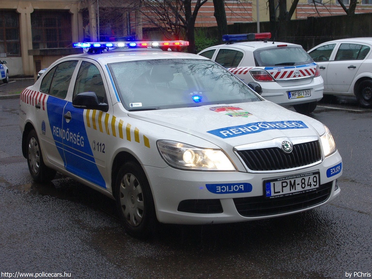 Skoda Octavia II TSi, fotó: PChris
Keywords: rendőr rendőrautó rendőrség magyar Magyarország LPM-849 Hungary hungarian police policecar
