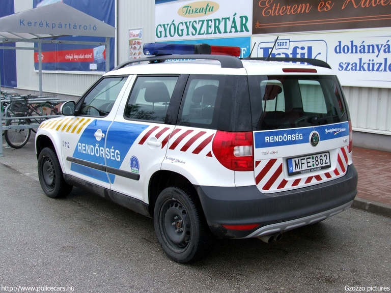 Skoda Yeti, fotó: Gzozzo pictures
Keywords: rendőr rendőrautó rendőrség magyar Magyarország MFE-862 Hungary hungarian police policecar