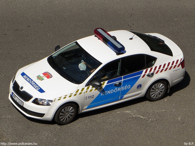 Skoda Octavia III 1.4 TSI, fotó: B.P.
Keywords: rendőr rendőrautó rendőrség magyar Magyarország MKJ-346 Hungary hungarian police policecar