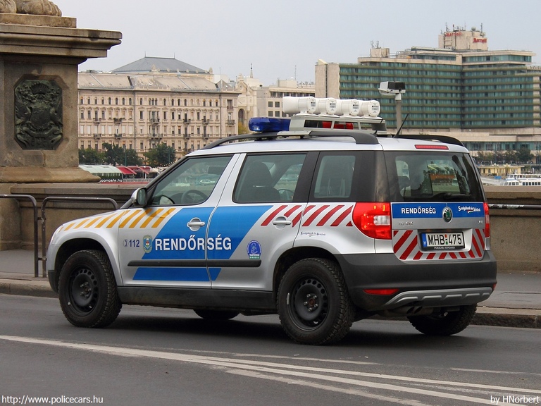 Skoda Yeti, fotó: HNorbert
Keywords: rendőr rendőrautó rendőrség magyar Magyarország MHB-475 Hungary hungarian police policecar