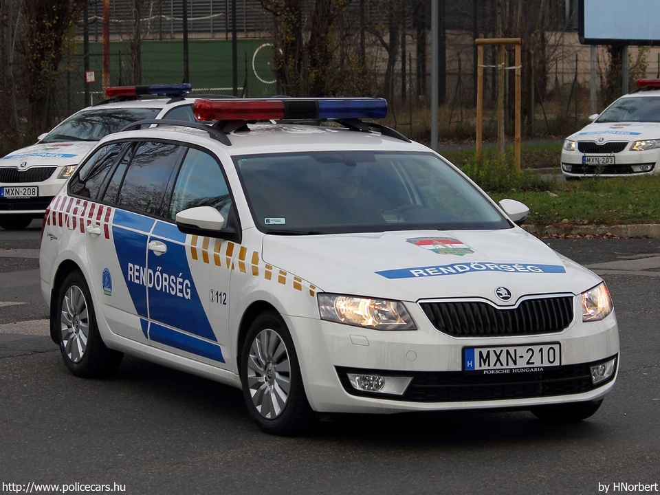 Skoda Octavia III Combi 1.4 TSI, fotó: HNorbert
Keywords: rendőr rendőrautó rendőrség magyar Magyarország MXN-210 Hungary hungarian police policecar