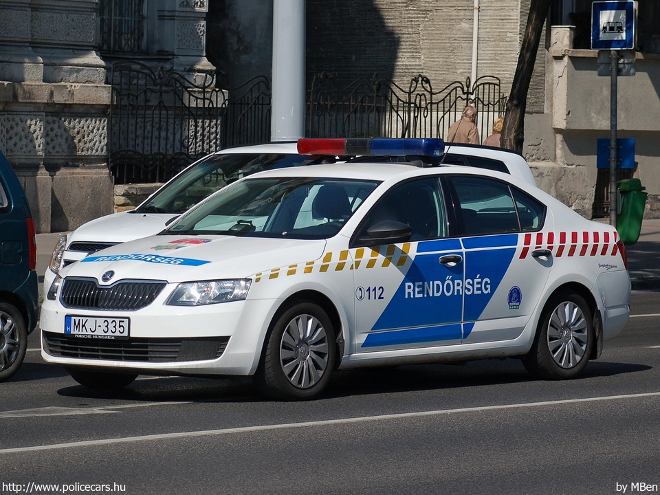 Skoda Octavia III 1.4 TSI, fotó: MBen
Keywords: rendőr rendőrautó rendőrség magyar Magyarország MKJ-335 Hungary hungarian police policecar