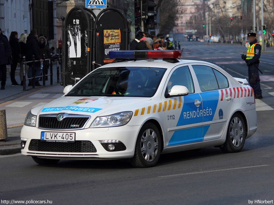 Skoda Octavia II facelift RS, fotó: HNorbert
Keywords: rendőr rendőrautó rendőrség magyar Magyarország LVK-405 Hungary hungarian police policecar