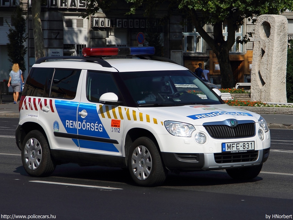 Skoda Yeti, fotó: HNorbert
Keywords: rendőr rendőrautó rendőrség magyar Magyarország Hungary hungarian police policecar mfe-831