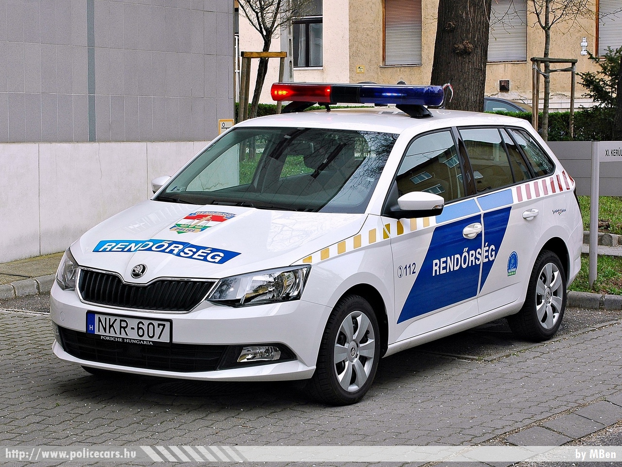 Skoda Fabia III Combi, fotó: MBen
Keywords: rendőr rendőrautó rendőrség magyar Magyarország hungarian Hungary police policecar NKR-607