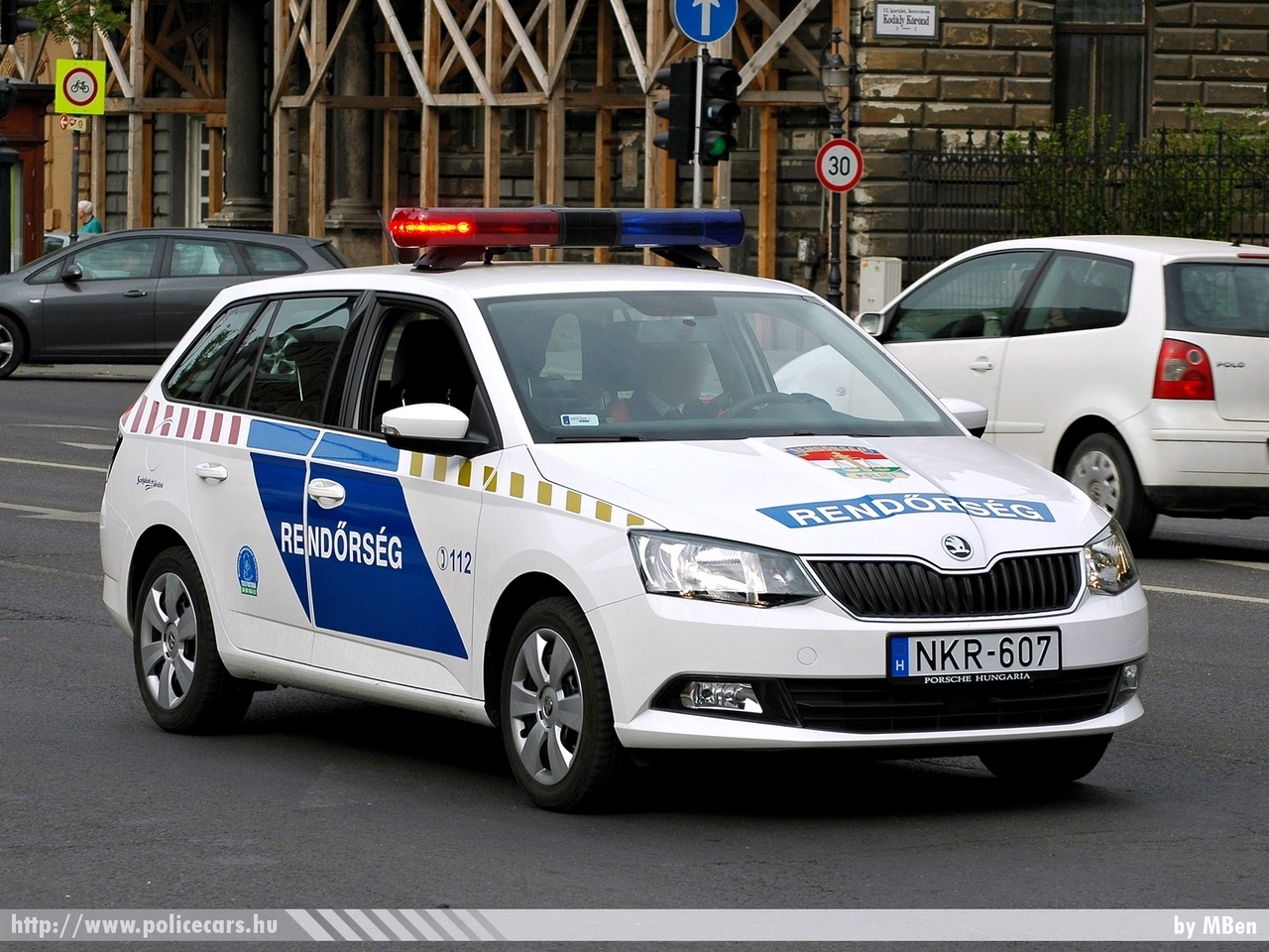 Skoda Fabia III Combi, fotó: MBen
Keywords: rendőr rendőrautó rendőrség magyar Magyarország hungarian Hungary police policecar NKR-607