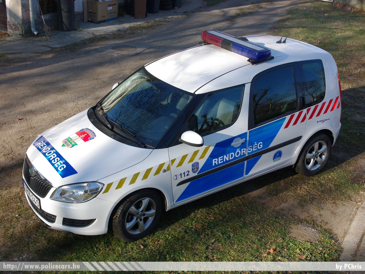 Skoda Roomster, fotó: PChris
Keywords: rendőr rendőrautó rendőrség magyar Magyarország hungarian Hungary police policecar NPY-340