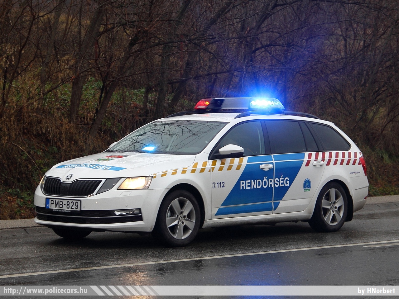 Skoda Octavia III Combi facelift, fotó: HNorbert
Keywords: magyar Magyarország rendőr rendőrautó rendőrség Hungary hungarian police policecar PMB-829