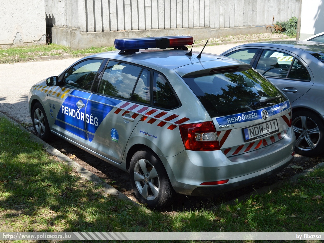 Skoda Rapid Spaceback, fotó: Bbazsa
Keywords: NDW-811 Százhalombatta rendőr rendőrautó rendőrség magyar Magyarország hungarian Hungary police policecar 