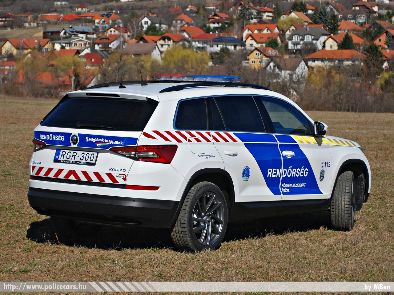 Skoda Kodiaq 4x4, fotó: MBen
Keywords: rendőr rendőrautó rendőrség magyar Magyarország hungarian Hungary police policecar RGR-300