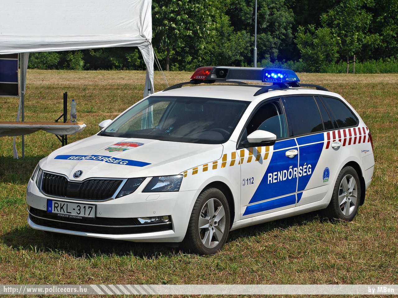 Skoda Octavia III Combi facelift, fotó: MBen
Keywords: rendőr rendőrautó rendőrség magyar Magyarország hungarian Hungary police policecar RKL-317