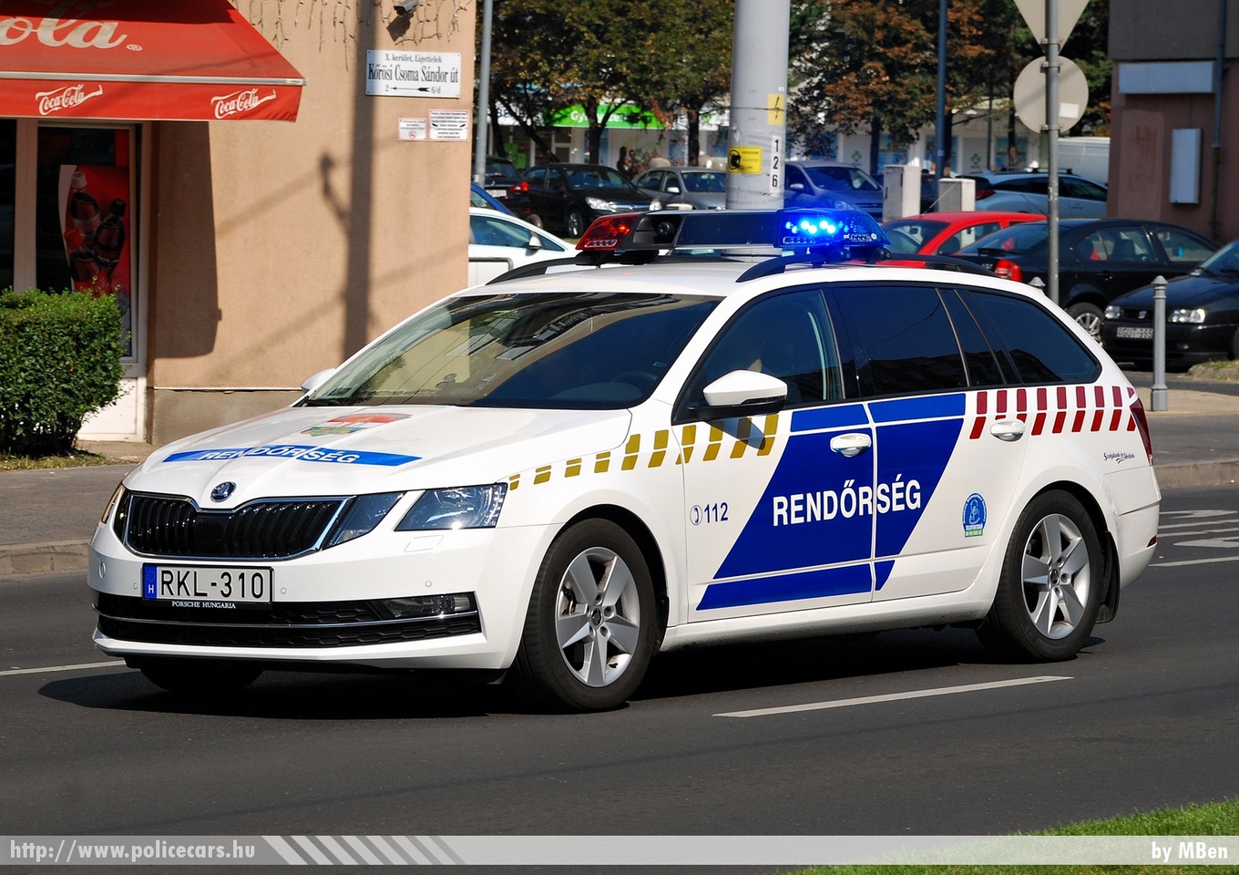 Skoda Octavia III Combi facelift, fotó: MBen
Keywords: rendőr rendőrautó rendőrség magyar Magyarország hungarian Hungary police policecar RKL-310