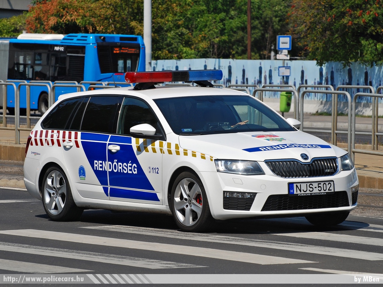 Skoda Octavia III Combi RS 2.0 TSI DSG, fotó: MBen
Keywords: rendőr rendőrautó rendőrség magyar Magyarország hungarian Hungary police policecar NJS-502