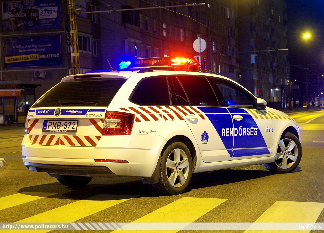 Skoda Octavia III Combi facelift, fotó: PChris
Keywords: rendőr rendőrautó rendőrség magyar Magyarország hungarian Hungary police policecar PMB-972