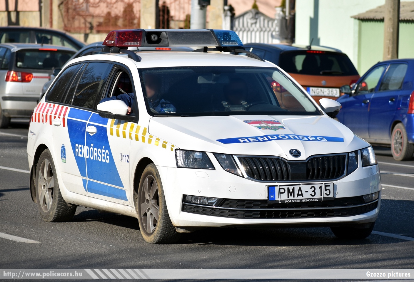 Skoda Octavia III Combi facelift, fotó: Gzozzo pictures
Keywords: rendőr rendőrautó rendőrség magyar Magyarország hungarian Hungary police policecar PMA-315