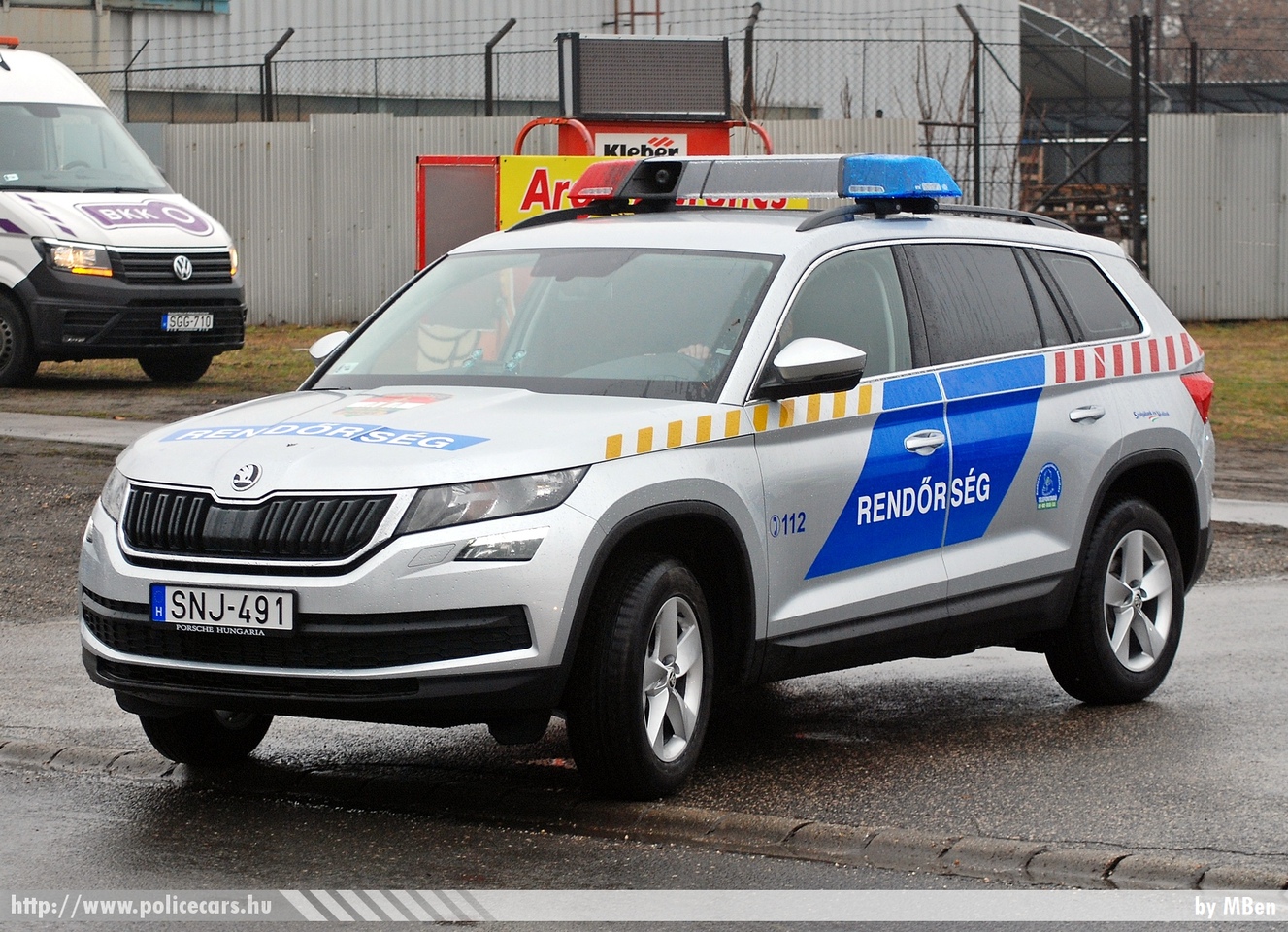 Skoda Kodiaq, fotó: MBen
Keywords: rendőr rendőrautó rendőrség magyar Magyarország hungarian Hungary police policecar SNJ-491