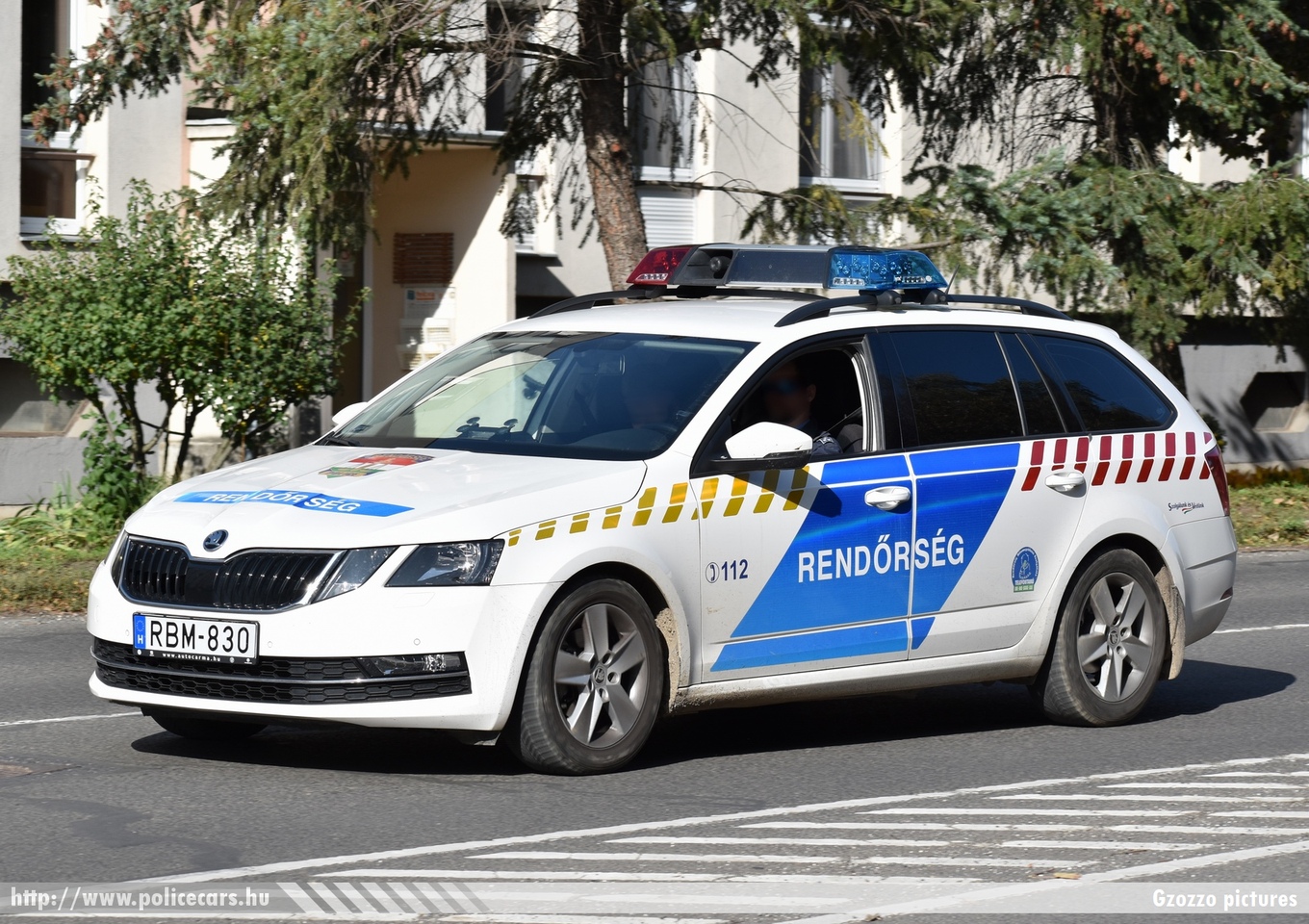 Skodák - skoda900 - Policecars.hu galéria