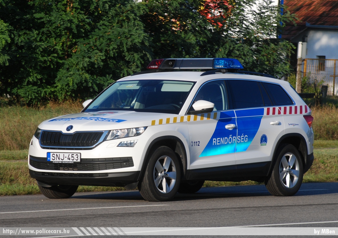 Skoda Kodiaq, fotó: MBen
Keywords: rendőr rendőrautó rendőrség magyar Magyarország hungarian Hungary police policecar SNJ-453