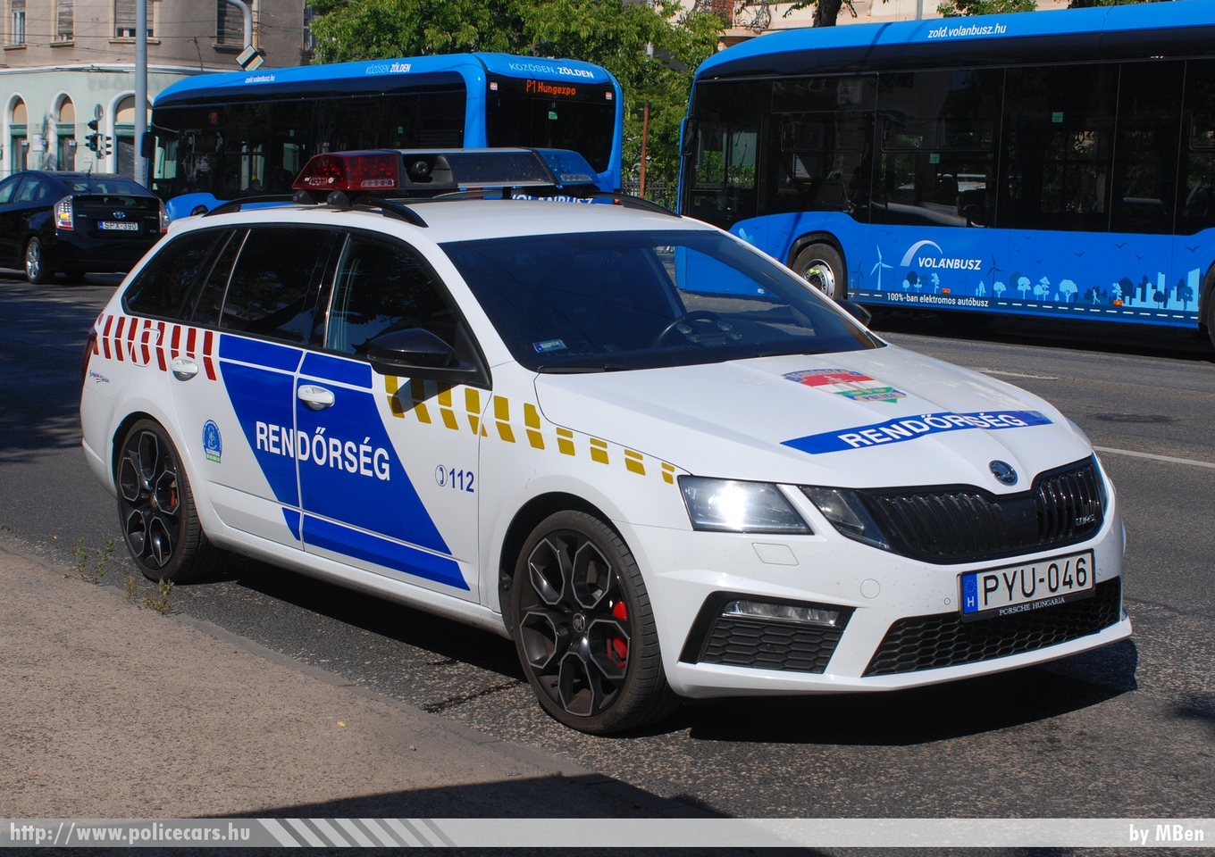 Skoda Octavia III RS Combi facelift, fotó: MBen
Keywords: rendőr rendőrautó rendőrség magyar Magyarország hungarian Hungary police policecar PYU-046