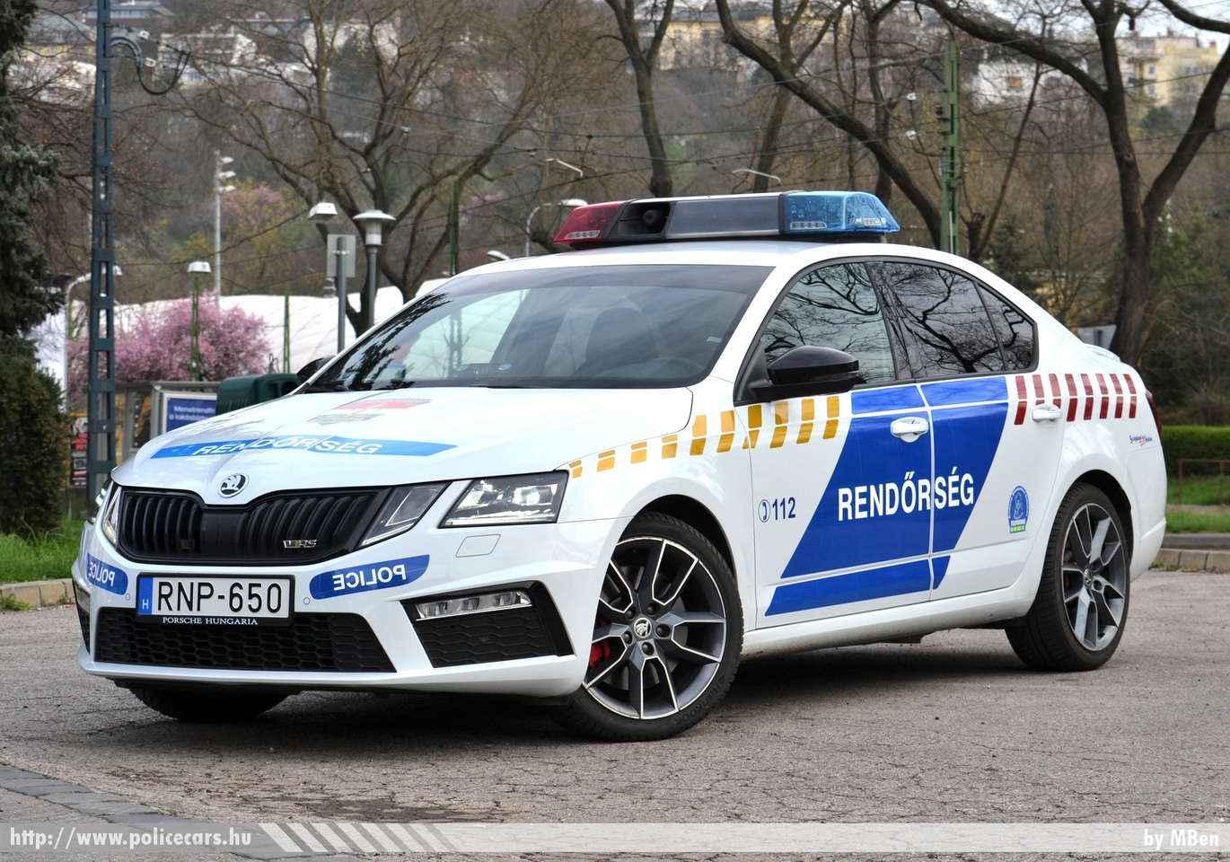 Skoda Octavia III RS facelift, fotó: MBen
Keywords: rendőr rendőrautó rendőrség magyar Magyarország hungarian Hungary police policecar RNP-650