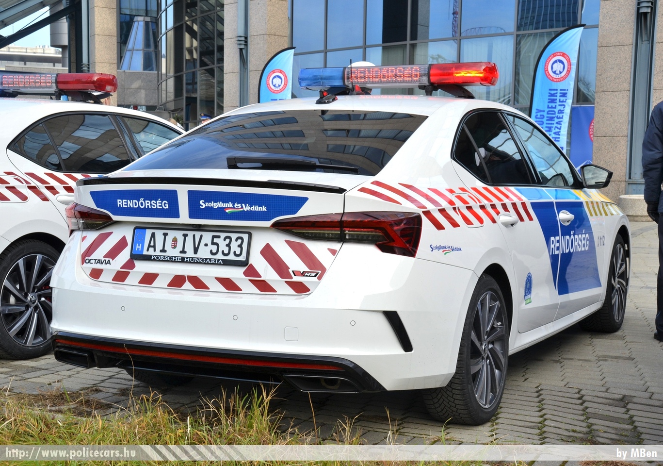 Skoda Octavia IV RS, fotó: MBen
Keywords: rendőr rendőrautó rendőrség magyar Magyarország hungarian Hungary police policecar AIIV-533