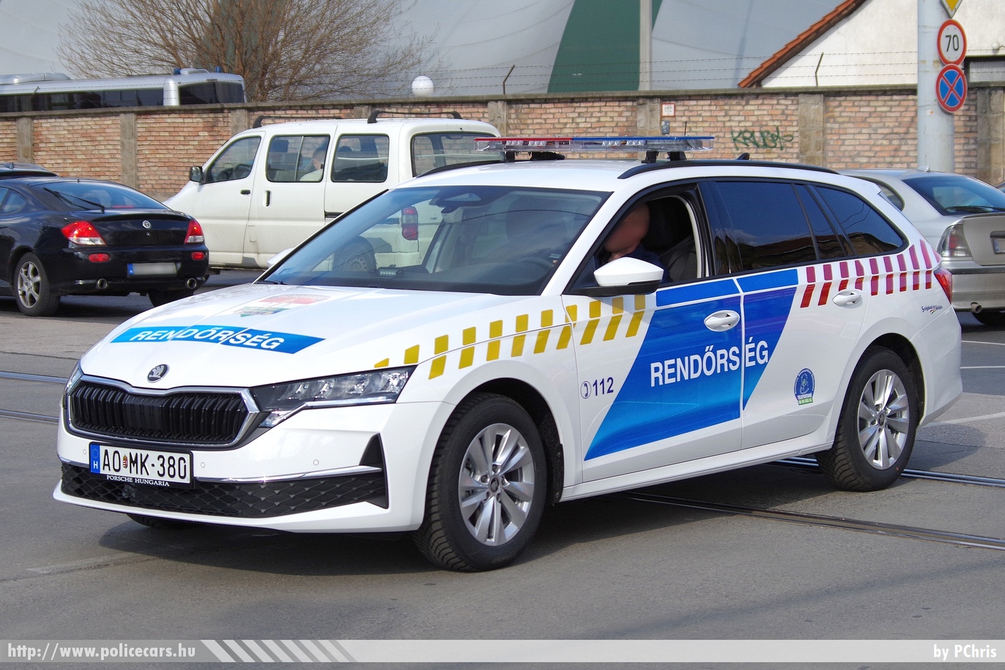 Skoda Octavia IV, fotó: PChris
Keywords: rendőr rendőrautó rendőrség magyar Magyarország hungarian Hungary police policecar AOMK-380