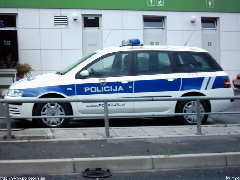 Fiat Stylo, fotó: Mylo
Keywords: szlovén Szlovénia rendőrautó rendőrség rendőr police policecar Slovenia slovenian