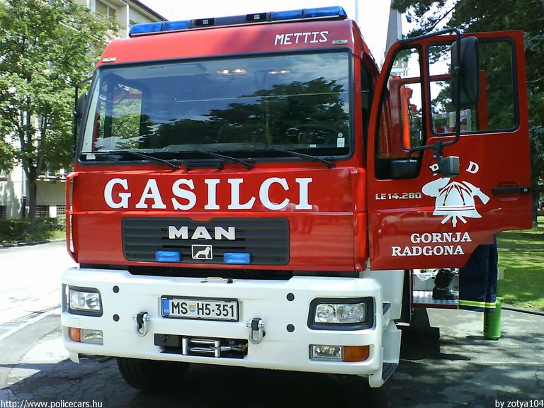 MAN, fotó: Zotya104
Keywords: szlovén Szlovénia tûzoltóautó tûzoltóság tûzoltó slovenian Slovenia fire firetruck