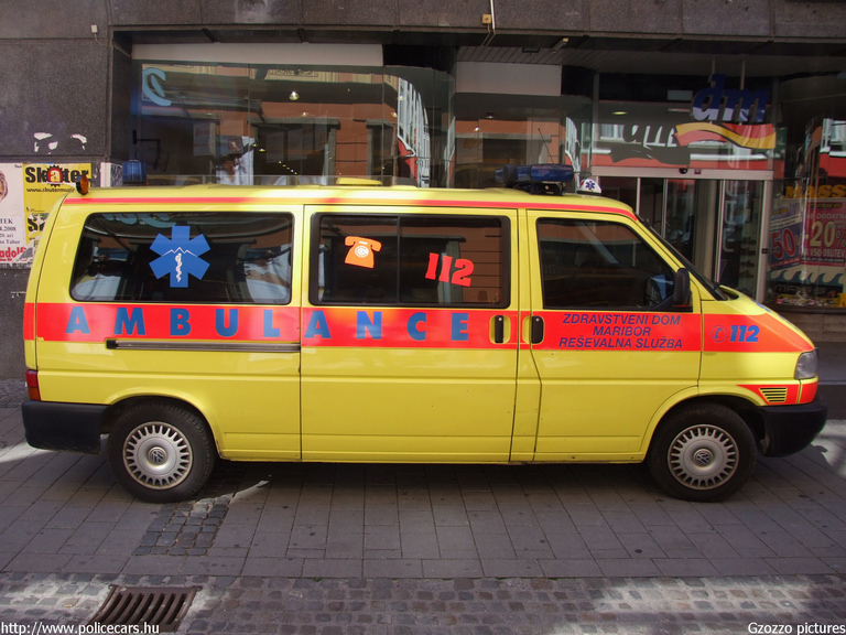 Volkswagen Transporter T4, fotó: Gzozzo pictures
Keywords: szlovén Szlovénia mentőautó mentő slovenian Slovenia ambulance