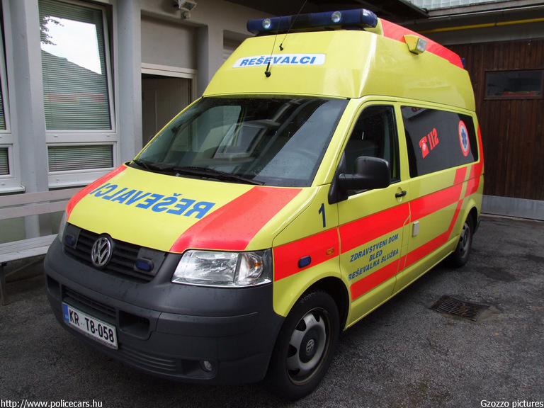 Volkswagen Transporter T5, fotó: Gzozzo pictures
Keywords: szlovén Szlovénia mentőautó mentő slovenian Slovenia ambulance