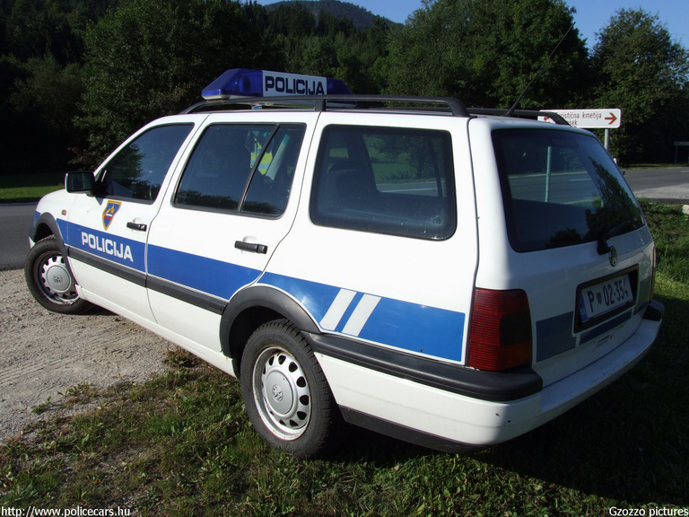 Volkswagen Golf III, fotó: Gzozzo pictures
Keywords: szlovén Szlovénia rendőrautó rendőrség rendőr police policecar Slovenia slovenian
