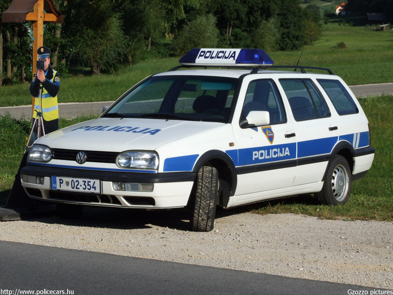 Volkswagen Golf III, fotó: Gzozzo pictures
Keywords: szlovén Szlovénia rendőrautó rendőrség rendőr police policecar Slovenia slovenian