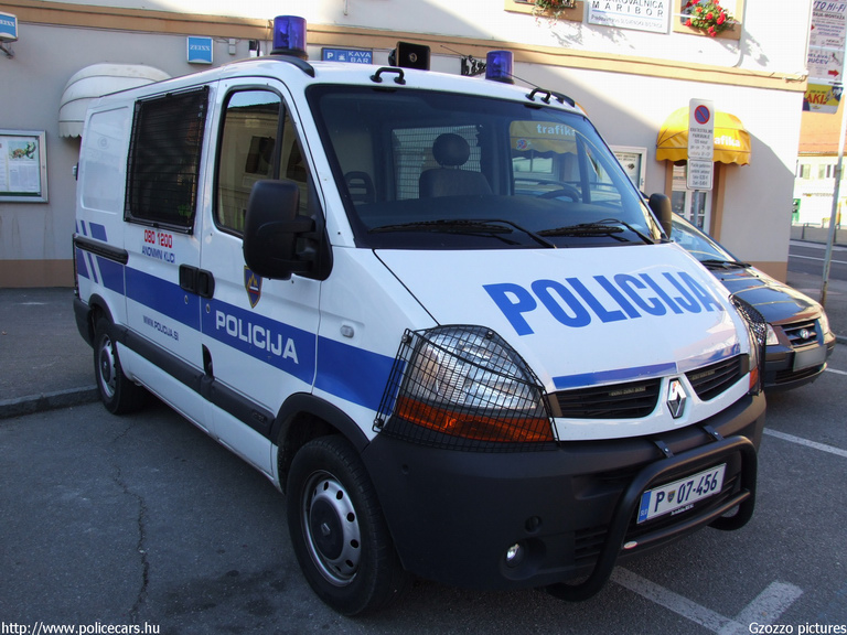 Renault Master, fotó: Gzozzo pictures
Keywords: szlovén Szlovénia rendőrautó rendőrség rendőr police policecar Slovenia slovenian