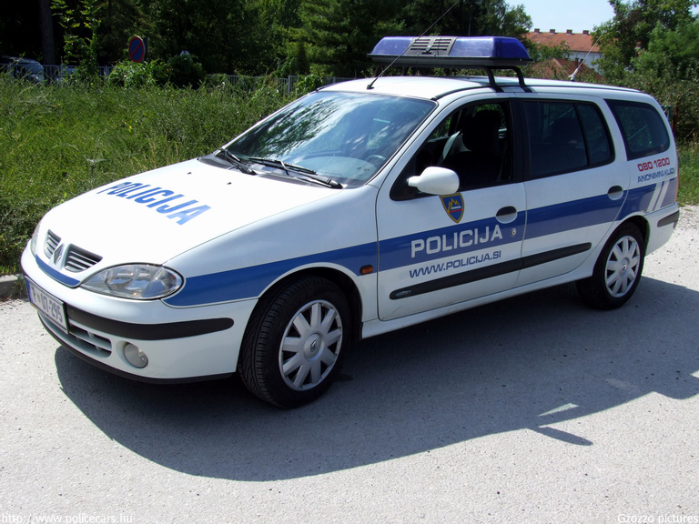 Renault Megane, fotó: Gzozzo pictures
Keywords: szlovén Szlovénia rendőrautó rendőrség rendőr police policecar Slovenia slovenian