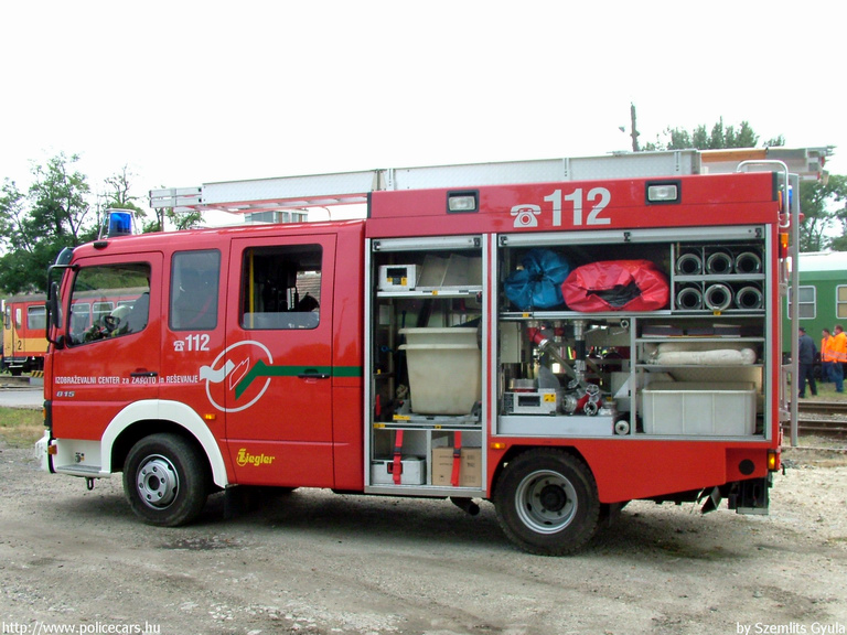 Mercedes Atego 815, fotó: Szemlits Gyula
Keywords: szlovén Szlovénia tûzoltóautó tûzoltóság tûzoltó slovenian Slovenia fire firetruck