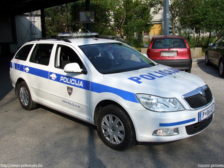 Skoda Octavia II, fotó: Gzozzo pictures
Keywords: szlovén Szlovénia rendőrautó rendőrség rendőr police policecar Slovenia slovenian