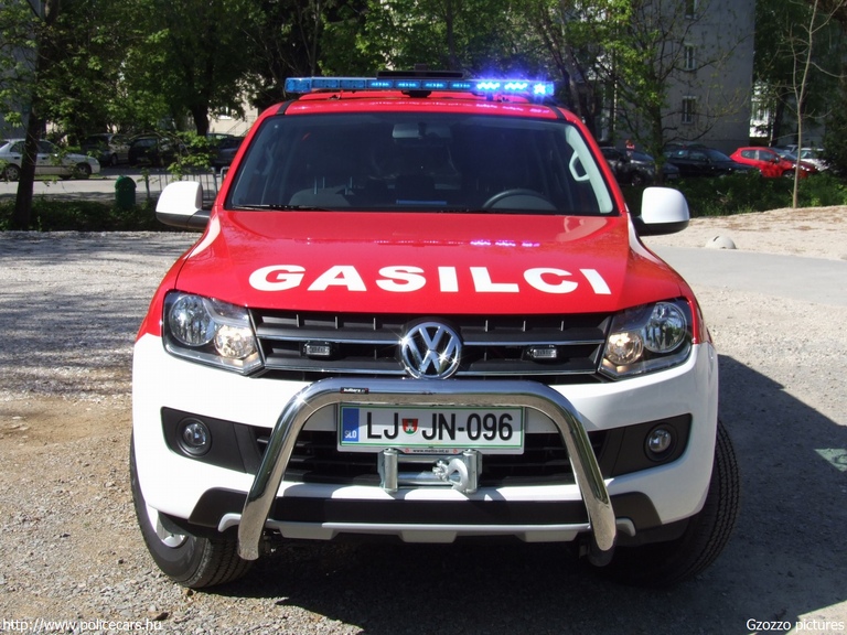 Volkswagen Amarok, PGD Ljubljana-Viè, fotó: Gzozzo pictures
Keywords: szlovén Szlovénia tûzoltó tûzoltóautó tûzoltóság LJJN-096 slovenian Slovenia fire firetruck