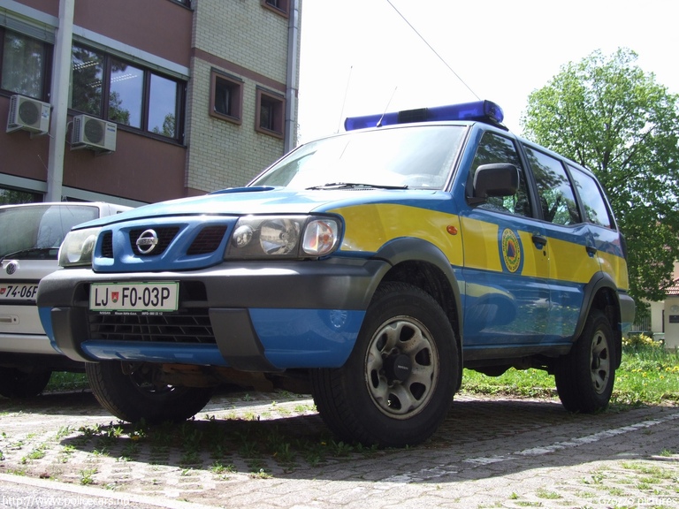 Nissan Terrano, fotó: Gzozzo pictures
Keywords: szlovén Szlovénia polgári védelem LJF0-03P slovenian Slovenia