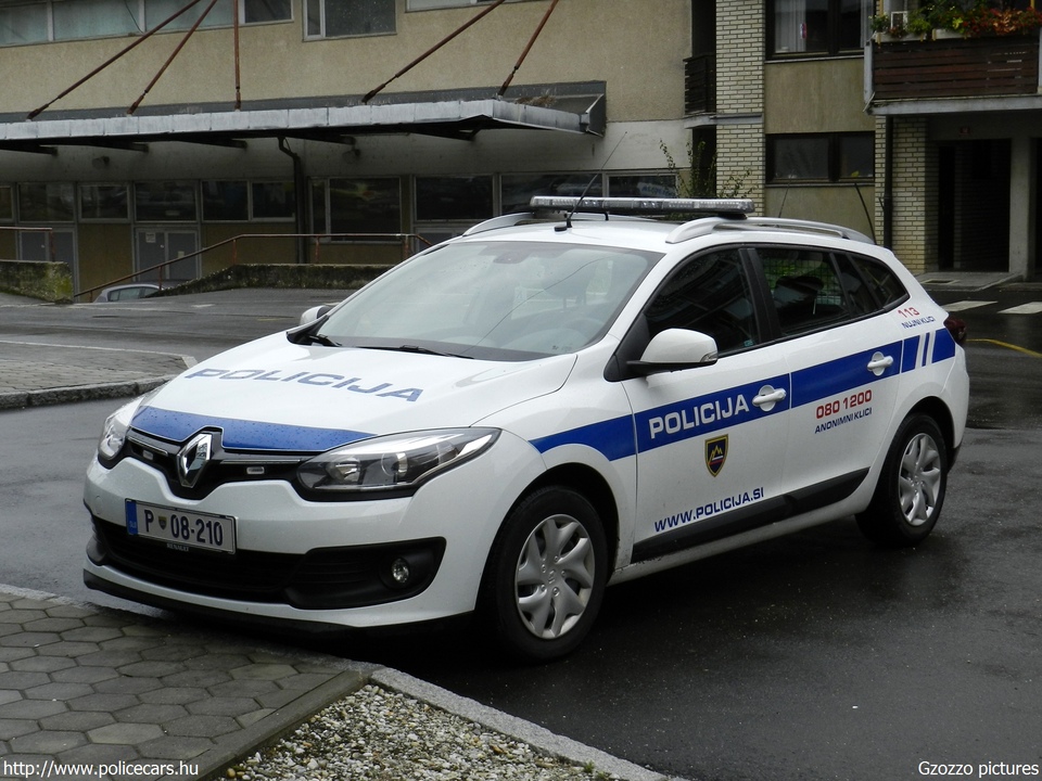 Renault Megane Grandtour, fotó: Gzozzo pictures
Keywords: szlovén Szlovénia rendőr rendőrautó rendőrség police policecar Slovenia slovenian
