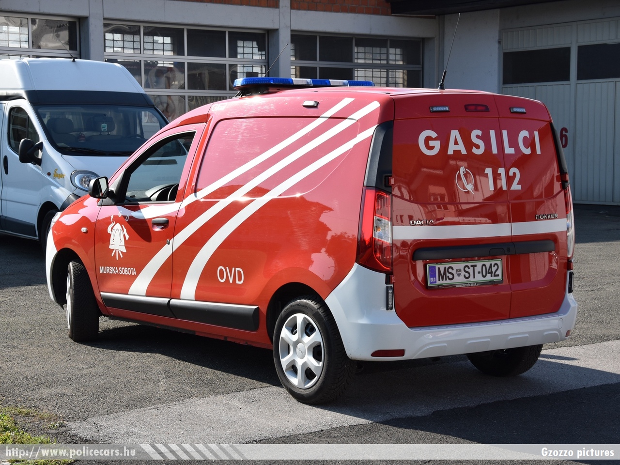 Dacia Dokker Van, Muraszombati Önkéntes Tûzoltó Egyesület (PGD Murska Sobota), fotó: Gzozzo pictures
Keywords: szlovén Szlovénia tûzoltóautó tûzoltóság tûzoltó slovenian Slovenia fire firetruck