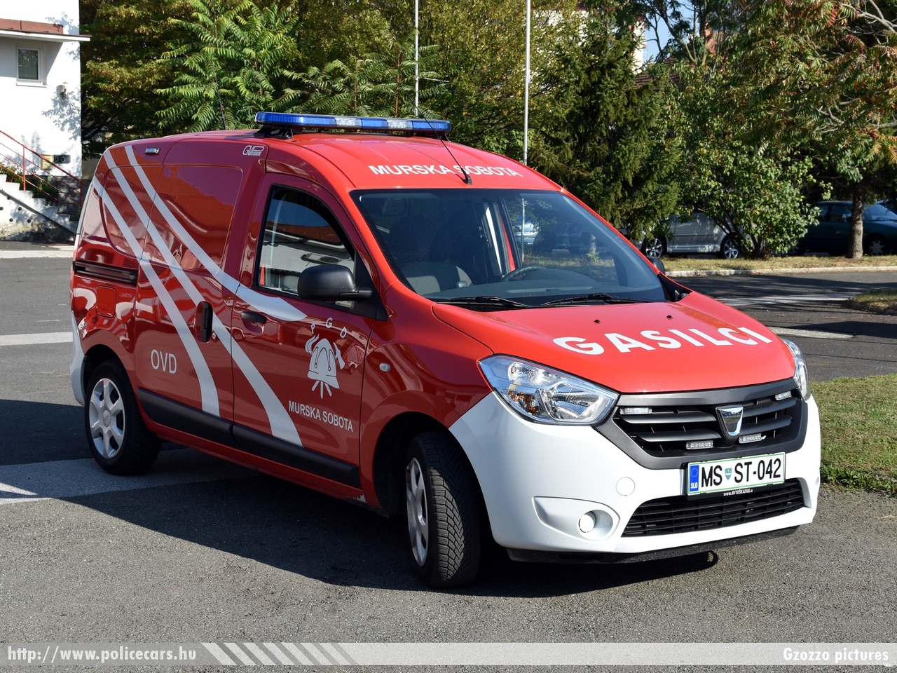 Dacia Dokker Van, Muraszombati Önkéntes Tûzoltó Egyesület (PGD Murska Sobota), fotó: Gzozzo pictures
Keywords: szlovén Szlovénia tûzoltóautó tûzoltóság tûzoltó slovenian Slovenia fire firetruck