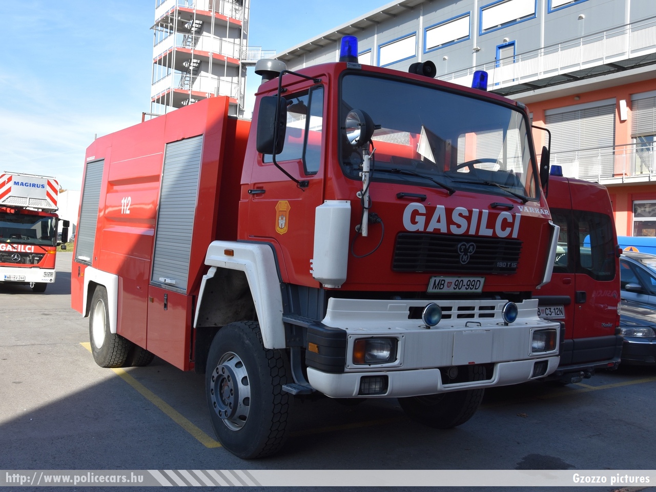 TAM 190T15, fotó: Gzozzo pictures
Keywords: szlovén Szlovénia tûzoltóautó tûzoltóság tûzoltó slovenian Slovenia fire firetruck