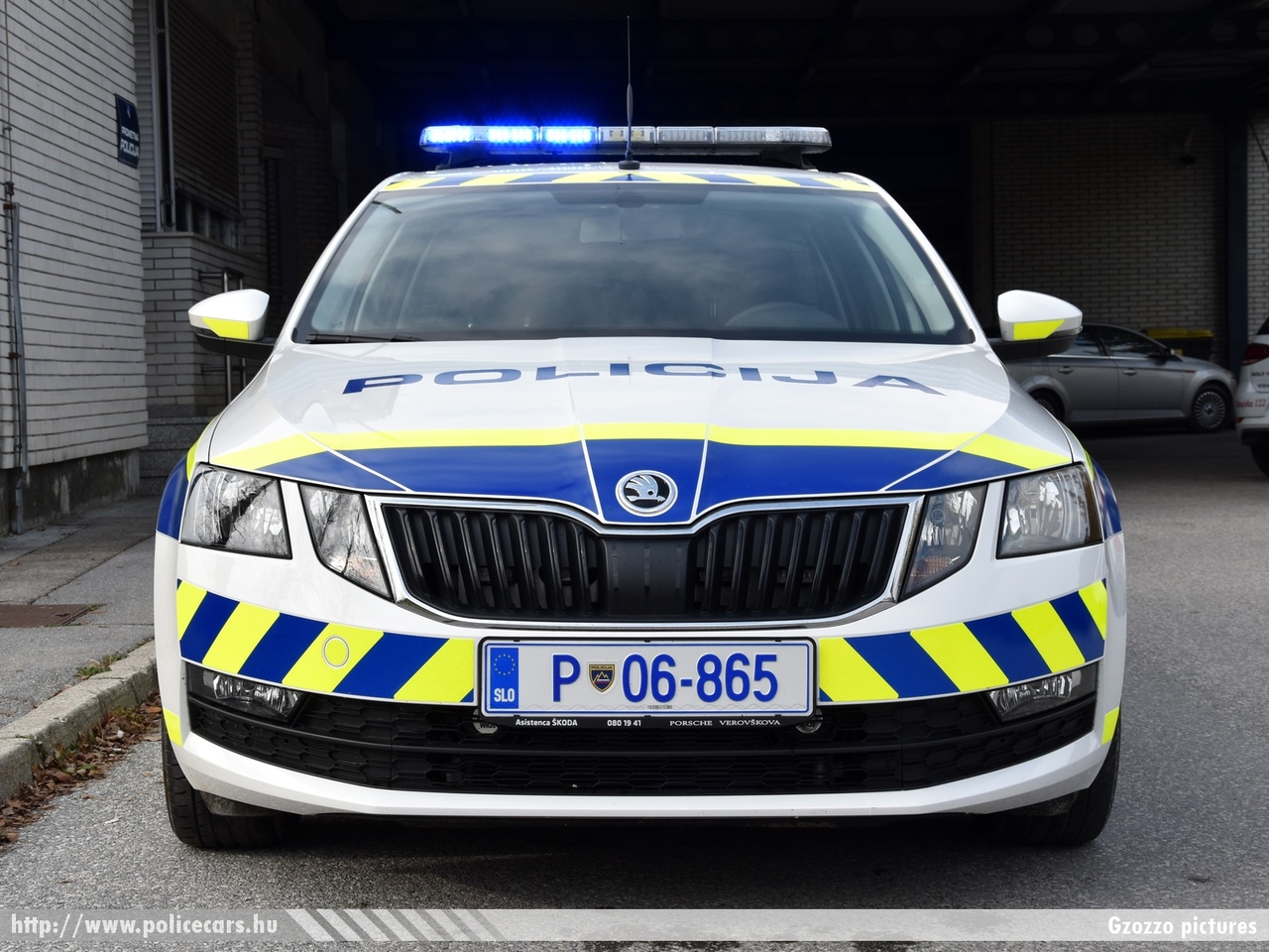 Skoda Octavia III facelift, fotó: Gzozzo pictures
Keywords: szlovén Szlovénia rendőr rendőrautó rendőrség police policecar Slovenia slovenian